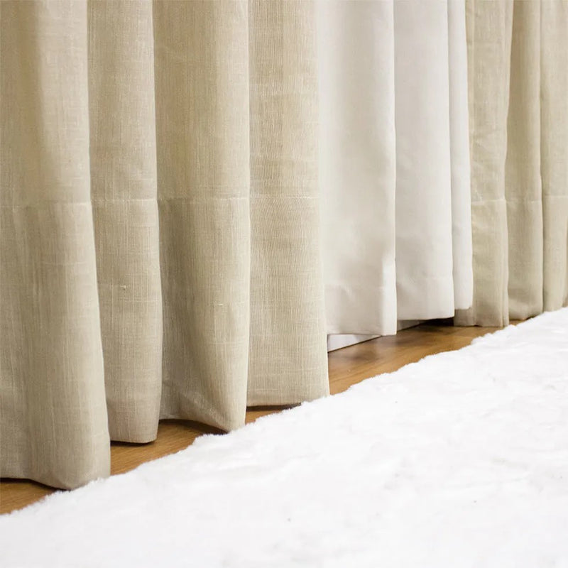 Cortina Gaze de Linho Com Blackout Para Trilho Suiço Simples