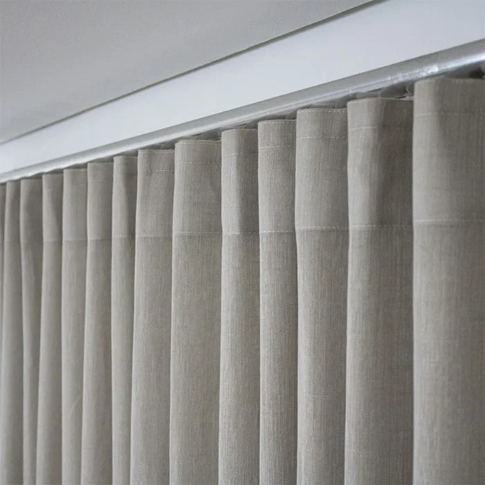 Cortina Gaze Linho Sem Forro Para Trilho Suiço Simples